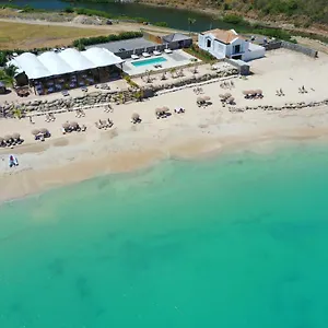 anse-marcel-beach-resort.comcaribbean.com/