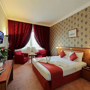 jonrad-hotel.sharjah-hotels.com/